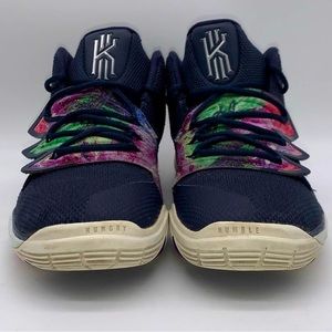 Nike Kyrie 5 PS 'Galaxy' Sneakers